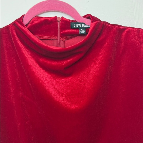 Steve Madden Padded Shoulder Red Velvet Dress - Picture 2 of 4